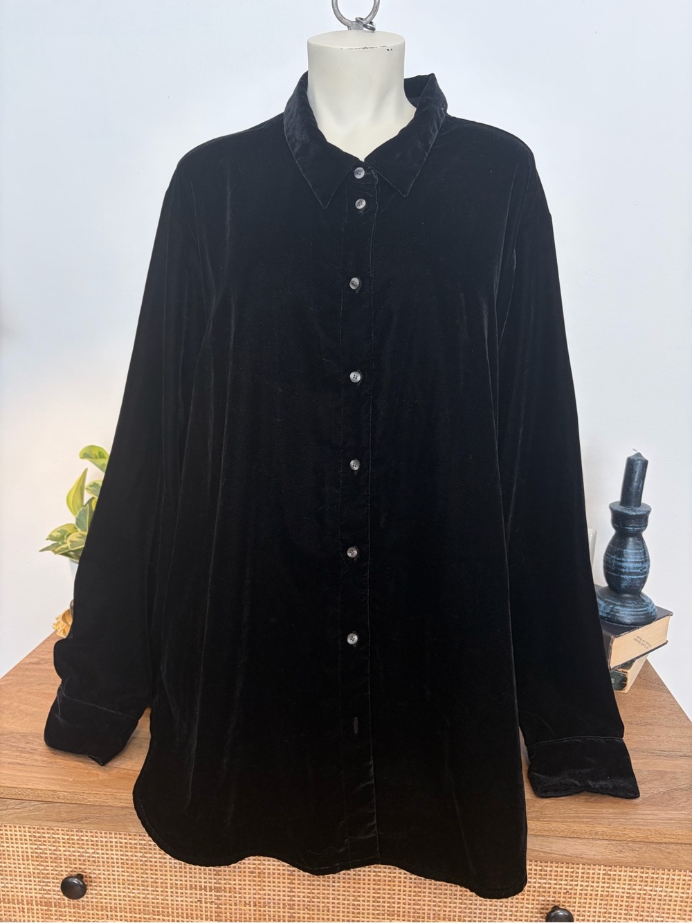GAP Black Velvet Boyfriend Button Down Shirt Oversized Blouse - Size XXL